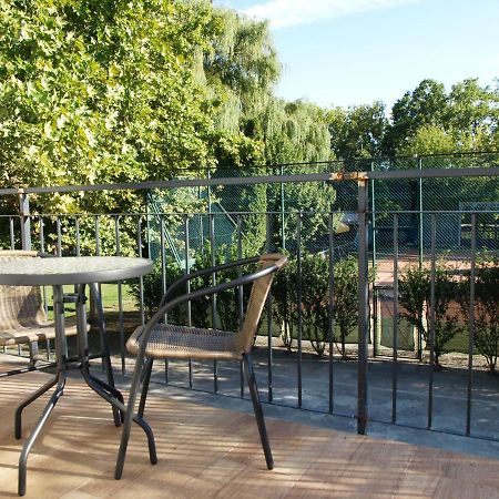 Garden Club Panzio Bed & Breakfast บาลาตอนมารีอาเฟือร์เดอ ภายนอก รูปภาพ